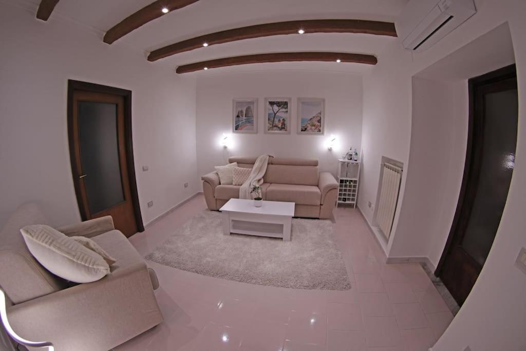 Loft The Balcony In Centre Sorrent